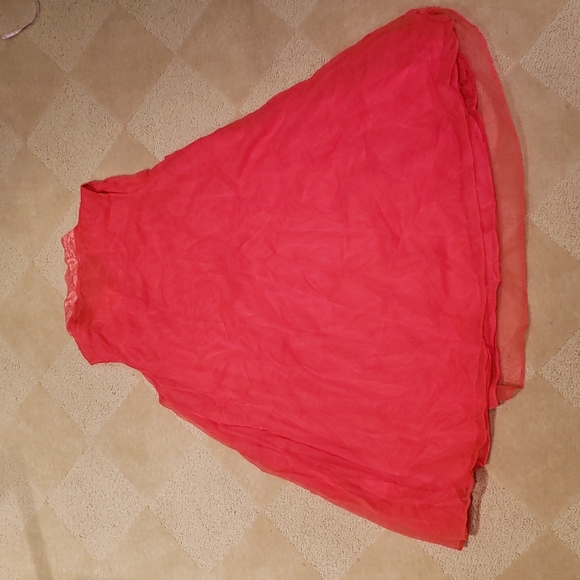 Interesting Jer Marai Nightgown - Picture 3 of 7